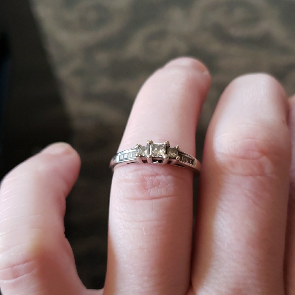 1/2 karat, 14k white gold, princess cut